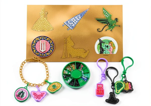 Wicked Gem Art Studio Bracelet Kit Gold Tone 550‑Piece Fantasy Craft-4